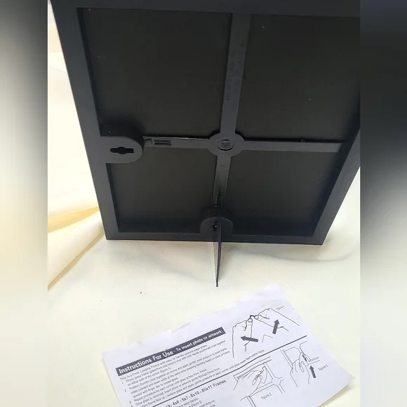 Framed 8"×10" Boston Celtics photo w/ authenticity seal - Picture 4 of 7